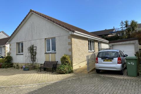 15 Polvelyn Parc, Hayle, TR27 4JP