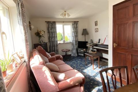 15 Polvelyn Parc, Hayle, TR27 4JP