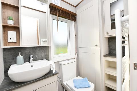 3 bedroom mobile home for sale - Broadland Sands Holiday Park, Corton, Suffolk