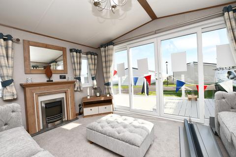 3 bedroom mobile home for sale - Broadland Sands Holiday Park, Corton, Suffolk