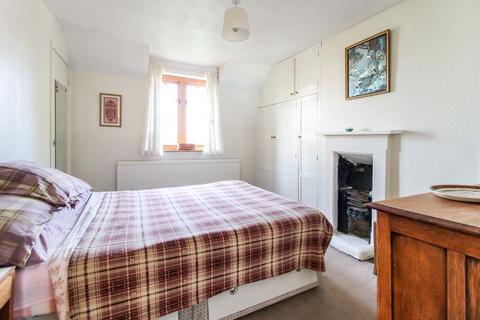 12 Bath Road, Cricklade, Swindon, SN6 6AT
