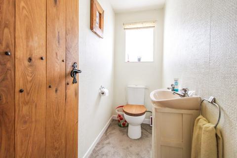 12 Bath Road, Cricklade, Swindon, SN6 6AT