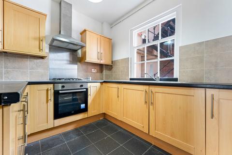 3 bedroom apartment for sale, Warwick House, Westgate Street, City Centre