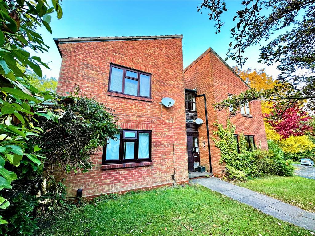 Rangeworthy Close, Redditch, Worcestershire, B97 1 bed flat £475 pcm