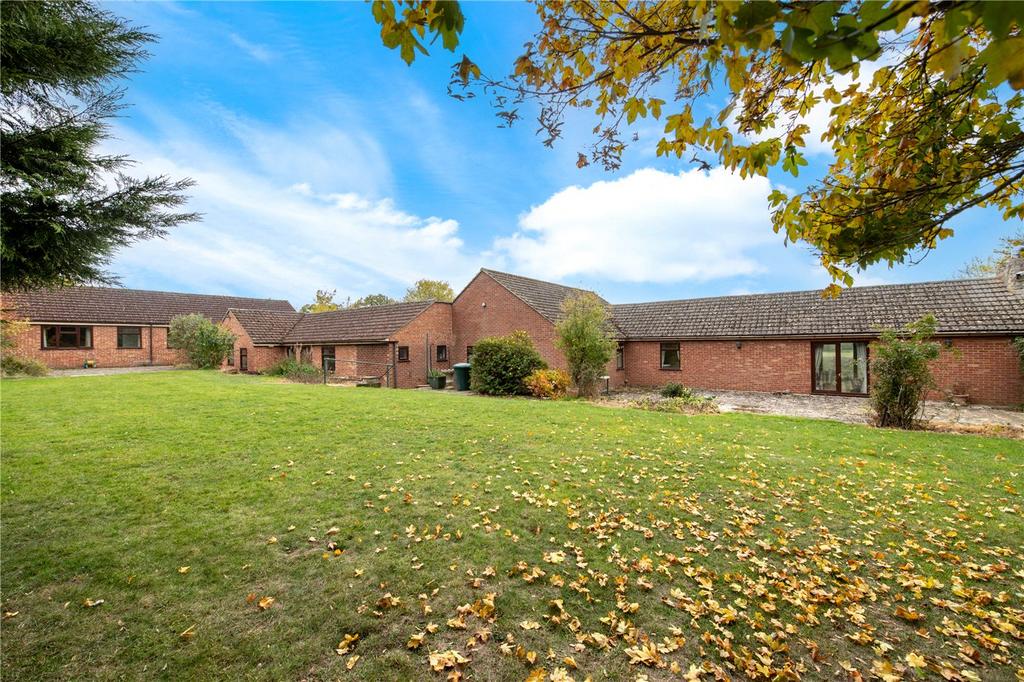 Bulby, Bourne, Lincolnshire, PE10 6 bed bungalow for sale £550,000