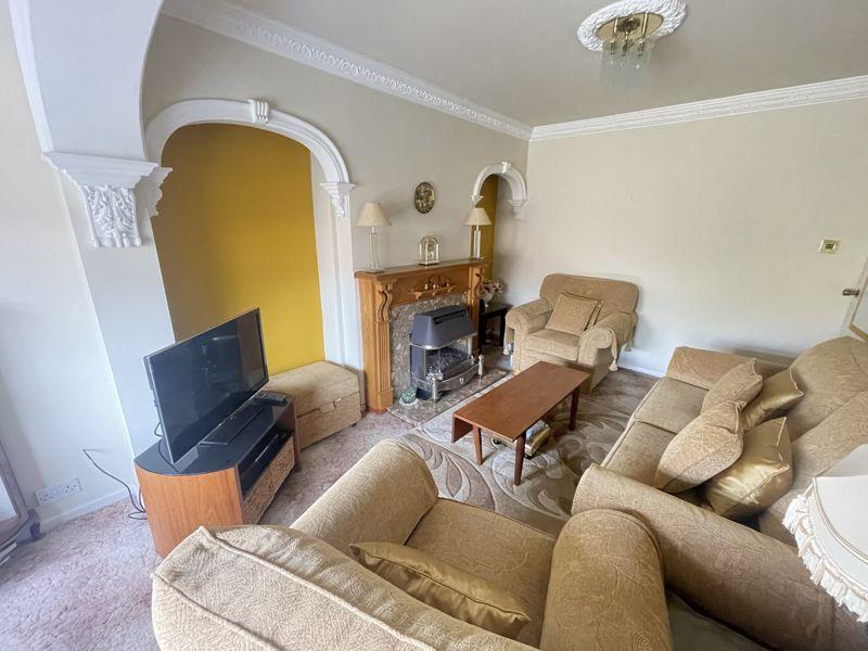 Southgate Road, Great Barr... 3 bed semidetached house £200,000