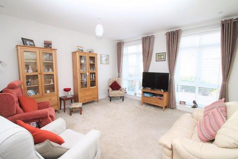 undefined, Hawkinge - Offers in Excess of £370,000