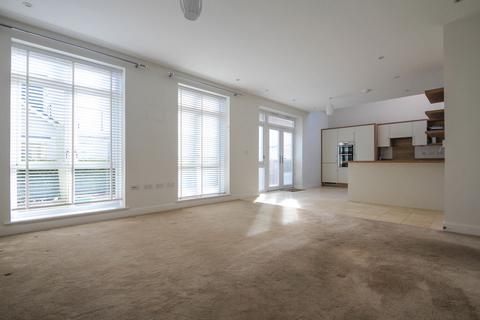 undefined, Hawkinge - Offers in Excess of £370,000