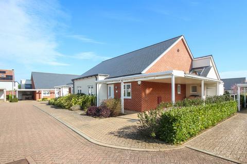 undefined, Hawkinge - Offers in Excess of £370,000