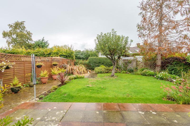 Cedar Drive, Chichester 3 bed detached bungalow for sale £575,000