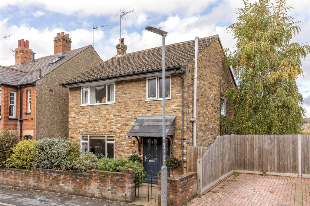 Charles Street, Berkhamsted, Hertfordshire, HP4 3 bed detached house £715,000