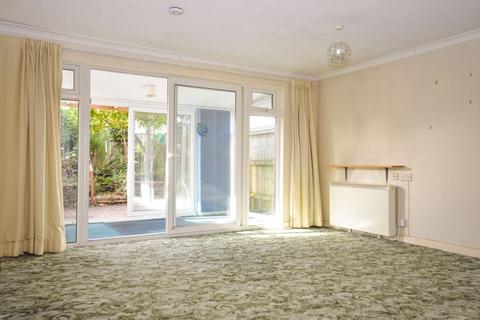 62 Cumber Drive, Brixham, TQ5 8RW