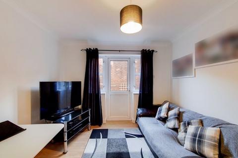 1 bedroom apartment for sale, Darmaine Close, South Croydon