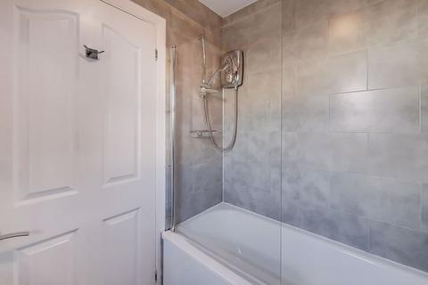 6 Darmaine Close, South Croydon, CR2 6HX
