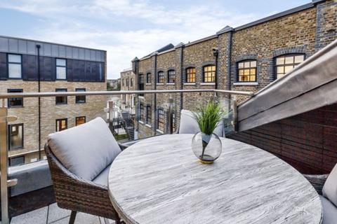 2 bedroom penthouse to rent, Palace Wharf, Rainville Road, W6