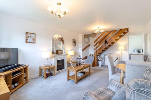 41 Barnsnap Close, Horsham, RH12 5XY