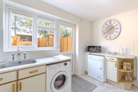 41 Barnsnap Close, Horsham, RH12 5XY