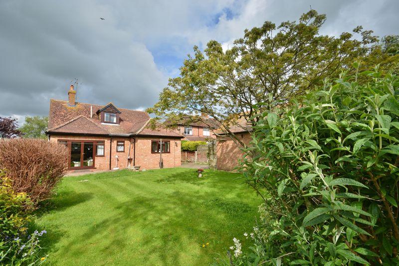 Horton Avenue, Thame 4 bed detached house for sale £625,000