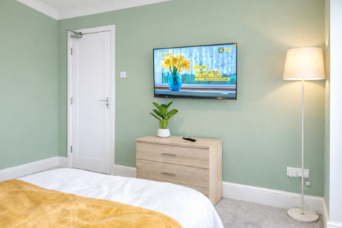 undefined, Room 2, 154 Grimsby Road