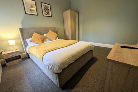 undefined, Room 2, 154 Grimsby Road