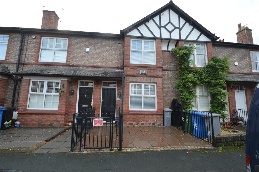 Appleton Road, Hale, Altrincham 3 bed house £2,000 pcm (£462 pw)