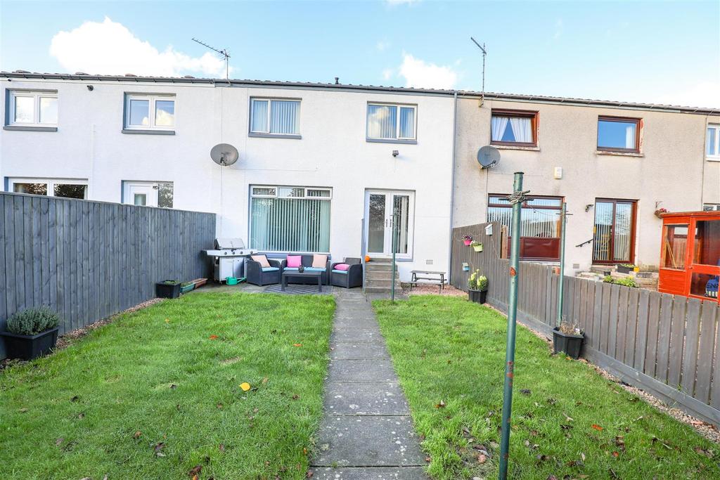 Skibo Avenue, Glenrothes 2 bed terraced house £102,000