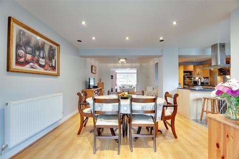 26 Ashfield Park, Whickham, Newcastle Upon Tyne, NE16 4SQ