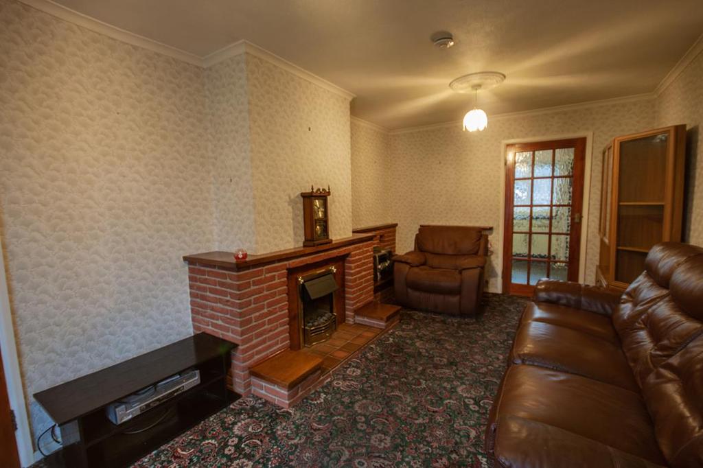Acorn Close, Burntwood 2 bed semidetached house for sale £200,000