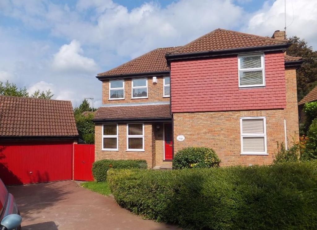 Birch Close, Sevenoaks TN13 3JQ 4 bed detached house £3,200 pcm (£738 pw)