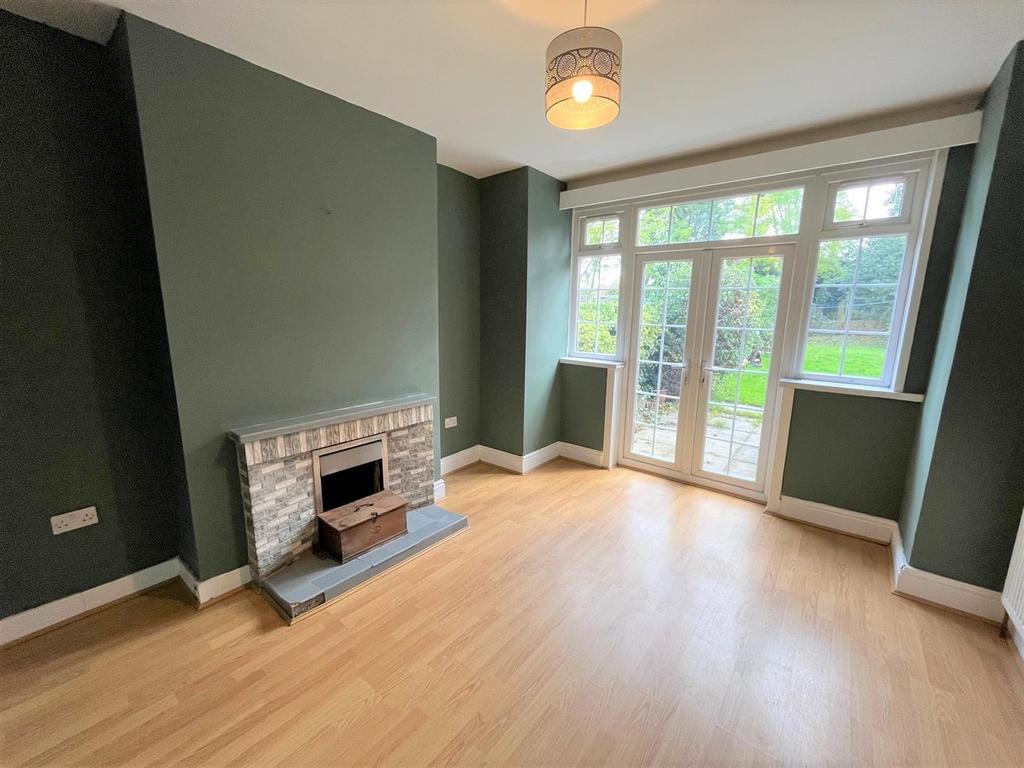 Gresham Road, Hall Green, Birmingham 3 bed house £1,200 pcm (£277 pw)