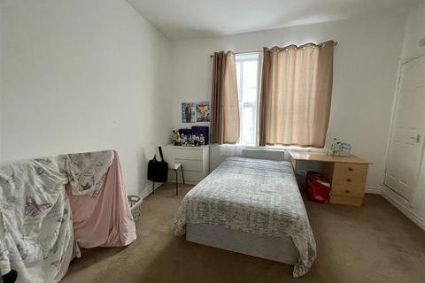 3 bedroom flat to rent - Brighton Grove, Newcastle Upon Tyne