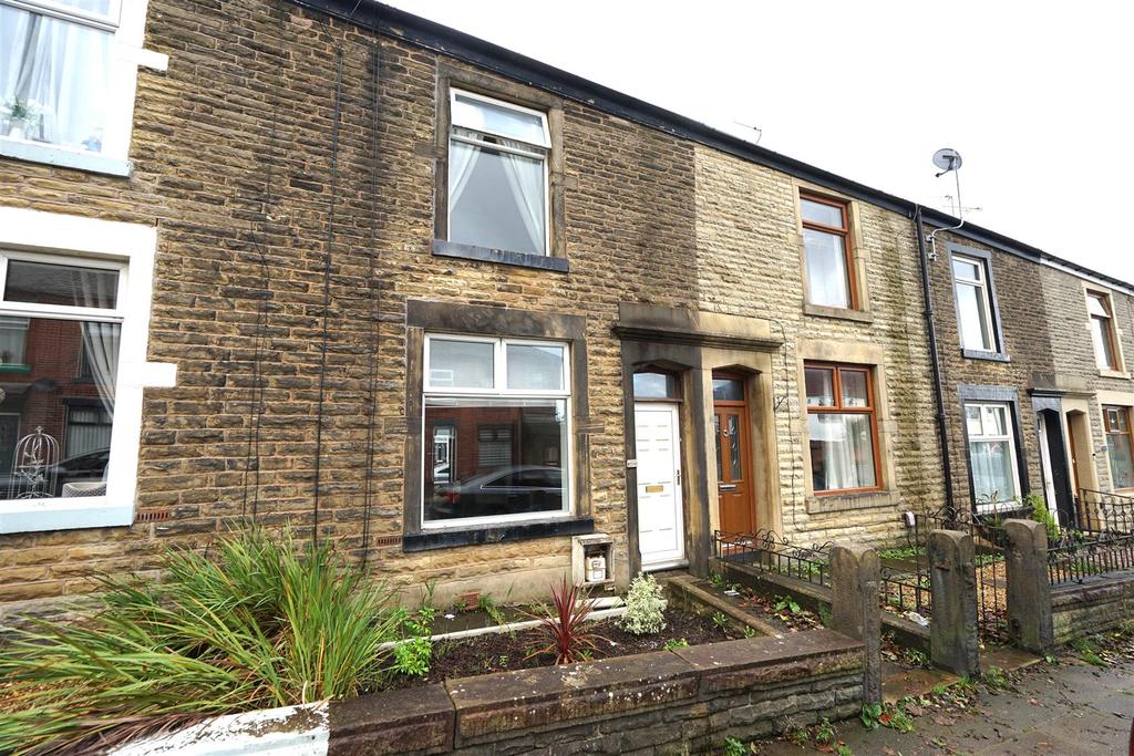 Crown Lane, Horwich, Bolton 2 bed terraced house £135,000