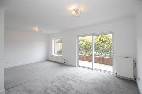 20 Helliwell Lane, Deepcar, Sheffield, S36 2QH