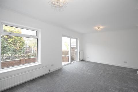 20 Helliwell Lane, Deepcar, Sheffield, S36 2QH