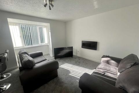2 bedroom flat for sale - Park Road, Barry