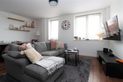 2 bedroom flat for sale - Walking distance to Portishead Marina
