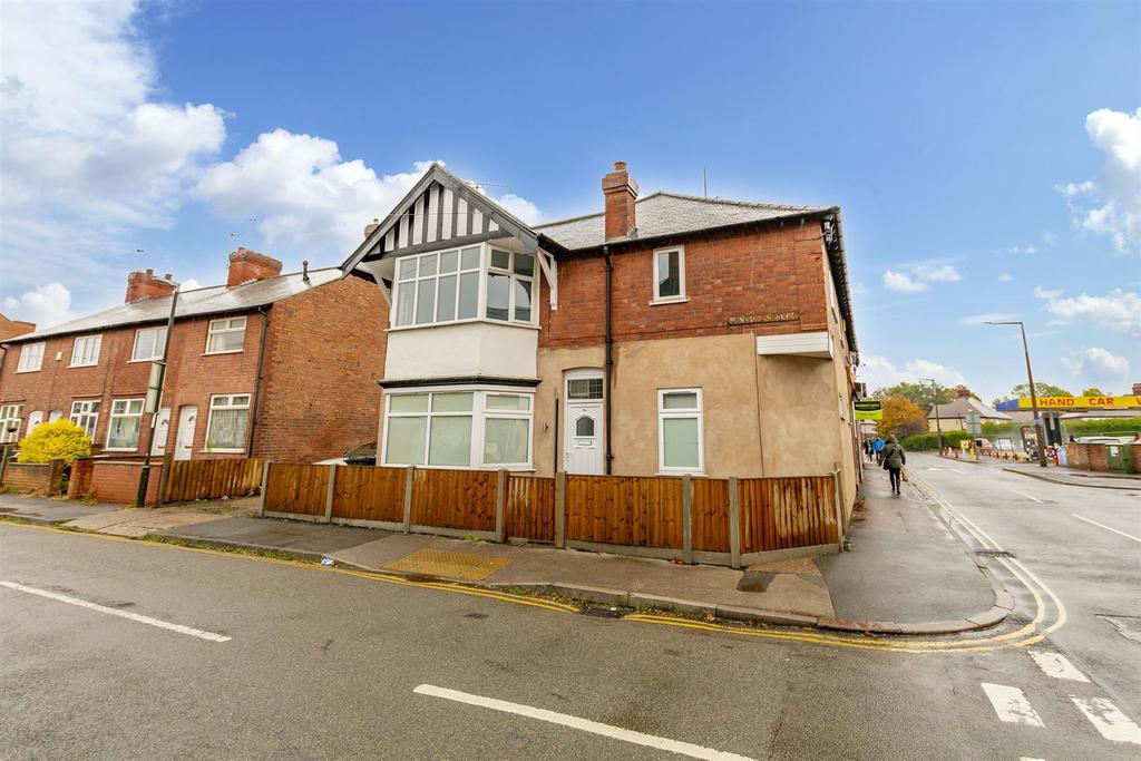 Station Road, Long Eaton 2 bed end of terrace house £239,995