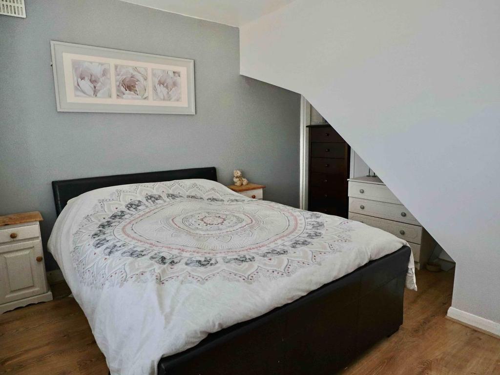 Bedroom 1 (front)