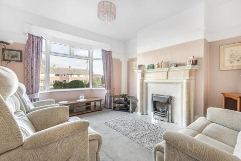 108 Broadgate Lane, Horsforth, Leeds, LS18 4BS