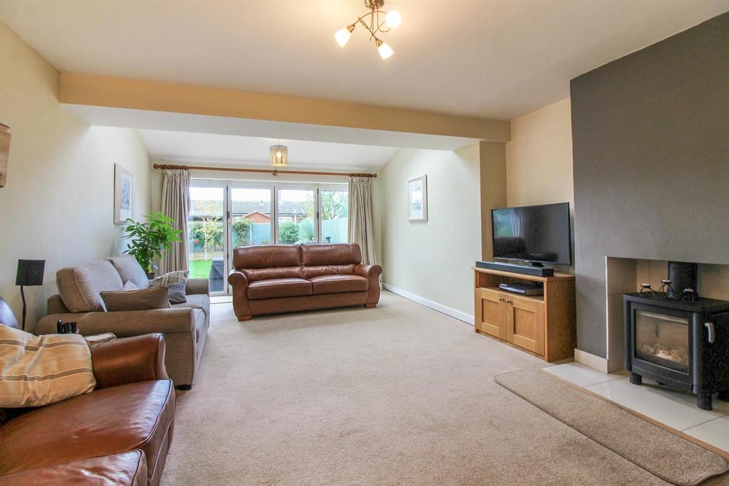 Great Lane, Bierton 3 bed semidetached house for sale £449,500