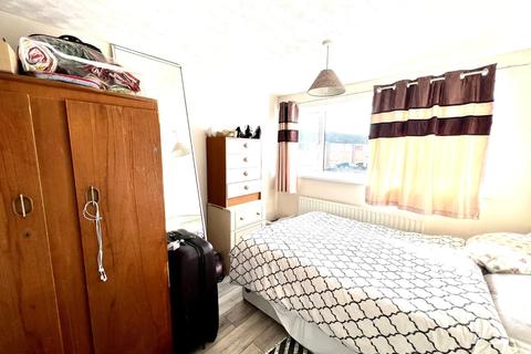 132 Capenhurst Lane, Whitby, Ellesmere Port, CH65 7EW