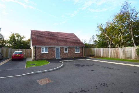 13 Coed Y Dderwen, Cwmgwili, Llanelli, SA14 6DZ