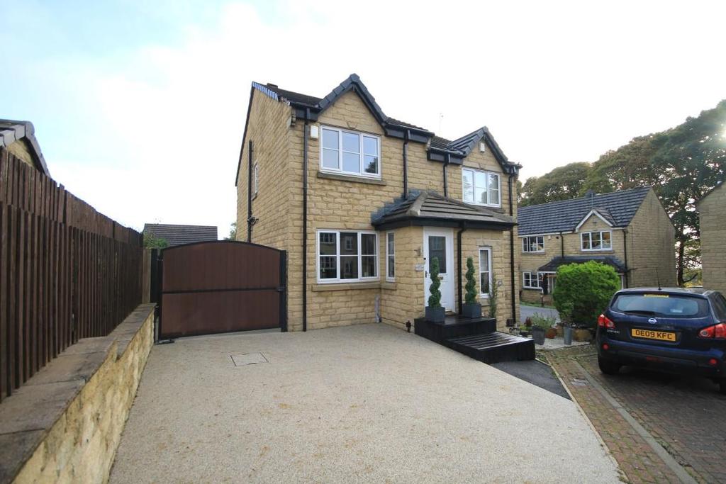 Pintail Avenue, Clayton Heights... 2 bed semidetached house £169,995