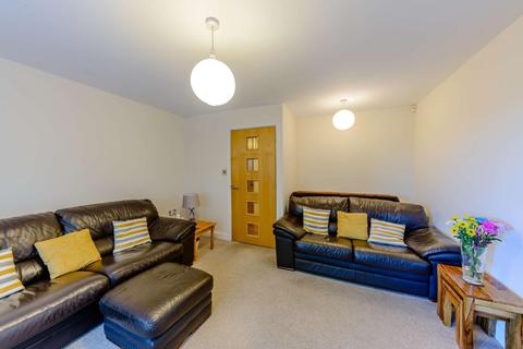 4 Levetts Fields, Lichfield, WS13 6HY