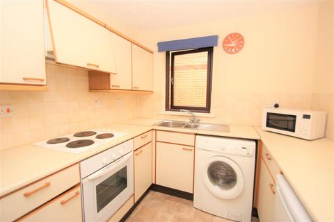 2 bedroom house to rent - The Heyes, Oxford