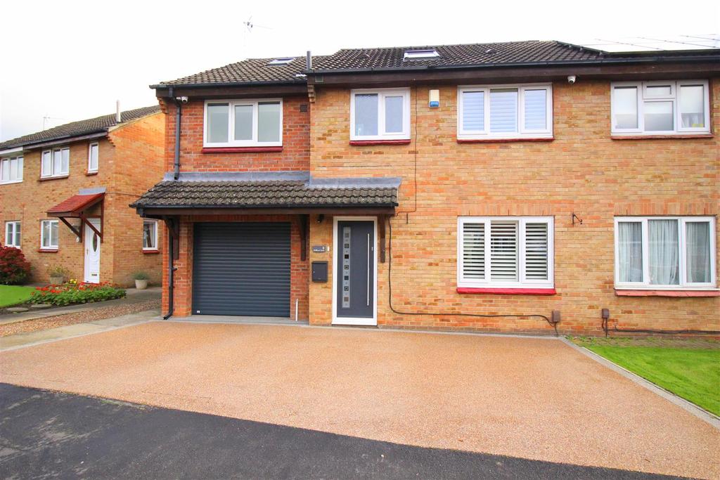 Bellburn Lane, Darlington 4 bed semidetached house for sale £200,000