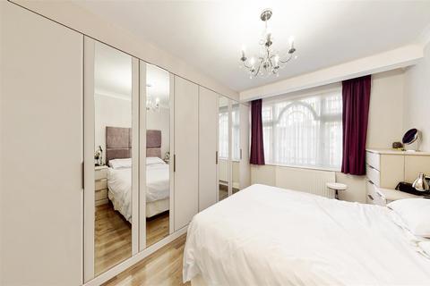 133 Abbotts Drive, Wembley, HA0 3SH