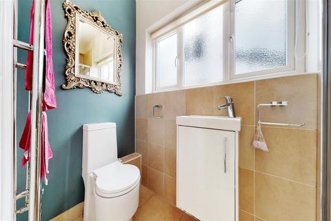 133 Abbotts Drive, Wembley, HA0 3SH