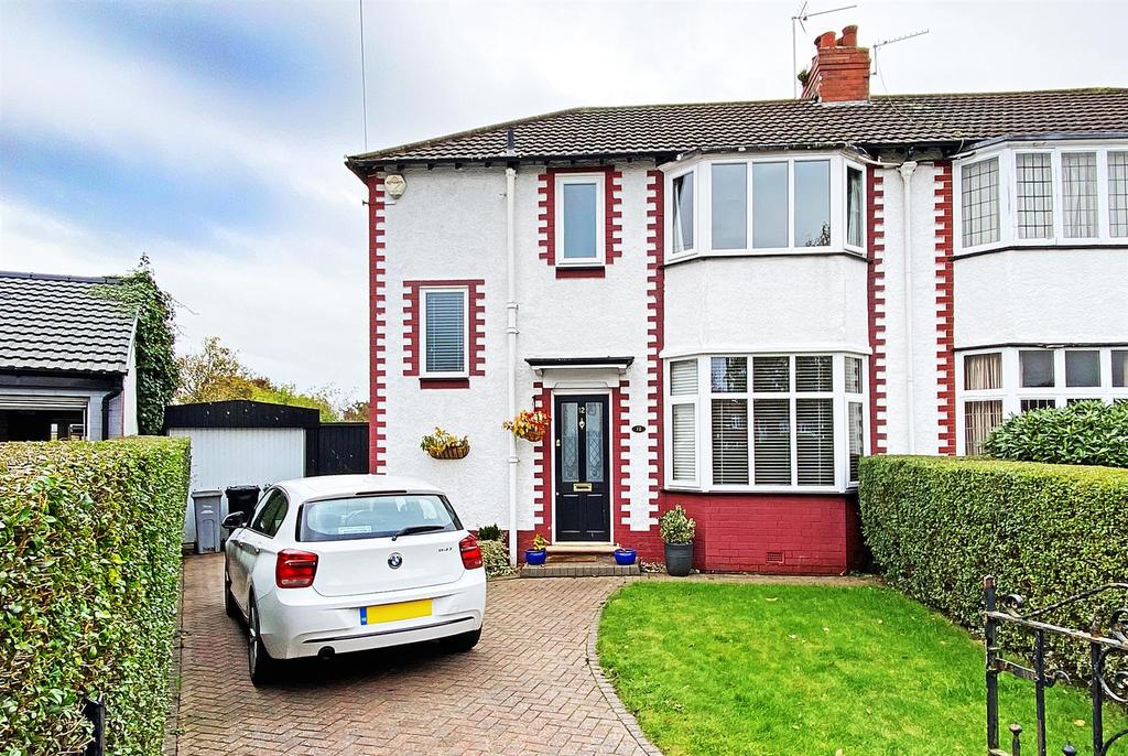Park Drive, Timperley, Altrincham 4 bed semidetached house for sale