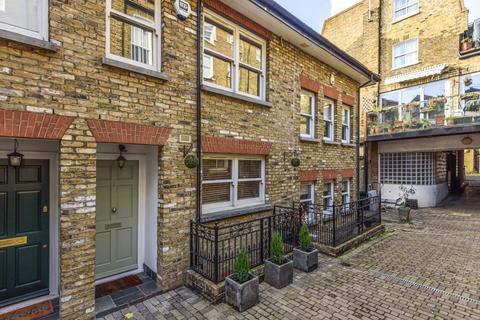 2 Aliwal Mews, London, SW11 1RA